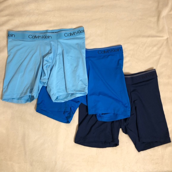 Men's Calvin Klein 3-Pack Microfiber Stretch Boxer Briefs

Size Small - Picture 2 of 5